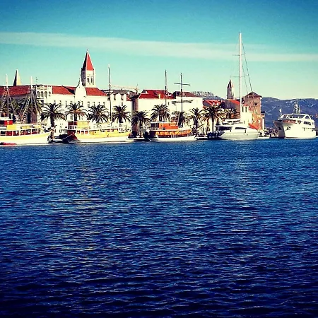 Luki Daire Trogir